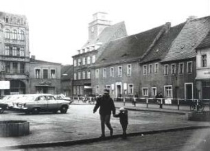 Ehemaliger Marktplatz in Senftenberg : Bauwesen - öffentliche und andere Gebäude. Ort: Zły Komorow / Senftenberg. Ehemaliger Marktplatz