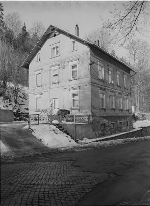 Grünhainichen, Eisenbahnerwohnhaus