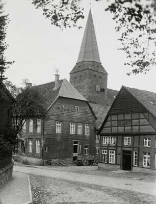 Lübbecke, Ortsansicht : Lübbecke. Ortsansicht mit Turm der Andreaskirche von Südwesten