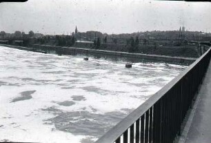 Esslingen, Neckar (verschmutzt)