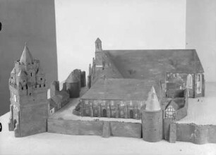 Modell der Stadtbefestigung und des ehemaligen Augustinerklosters von Königsberg in der Neumark
