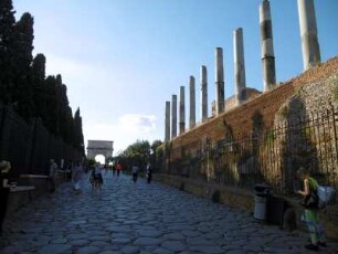 Rom: Via Sacra mit Titusbogen