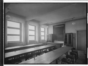 Schule Schaudinnsweg [Heute: Schule Fraenkelstraße] (Hamburg-Barmbek): Spezial-Unterrichtsraum : SchumacherWV Nr. 295