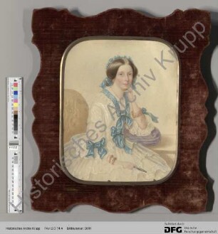 Porträt von Camilla Eichhoff, geborene Tichy (?-1886), Frau von Ernst Eichhoff, Schwägerin von Bertha Krupp (Aquarellzeichnung in Samtrahmen mit Messing-Innenring)