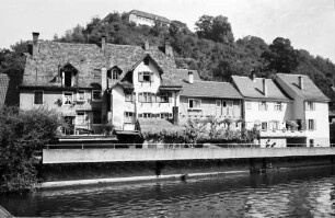 Neuenbürg: Enz mit Blick auf Schloss