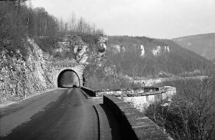 Drackenstein: Autobahn mit Drackensteiner Tunnel