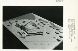 Stadt- und Festhaus, Berlin-Spandau (Diplomarbeit bei Willy Kreuer): Modellfoto