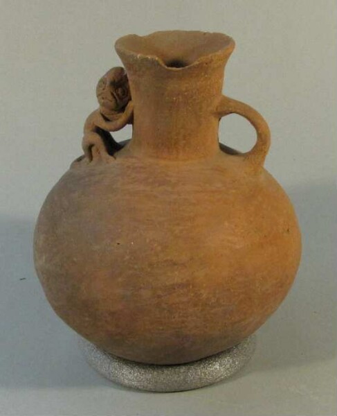 Clay vessel