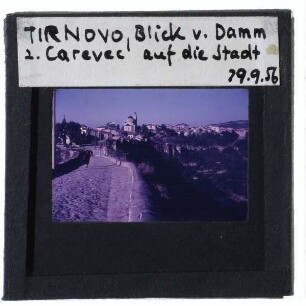 Weliko Tarnowo, Zarewez