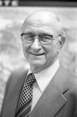 Deutsche Gesellschaft für Kartographie Ortsverein Karlsruhe. Vortrag des Tropenexperten Prof. Helmut Jusatz