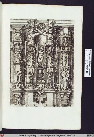Vier Karyatiden, zwei davon mit weiblichen Halbfiguren, die Palmzweige und Kränze halten und ein Putto auf einer Vase.