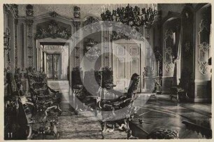 Roter Salon im Schloss Fürstenstein