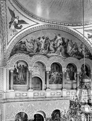Teilansicht eines Innenraumes mit Ausmalung (Historische Szenen)