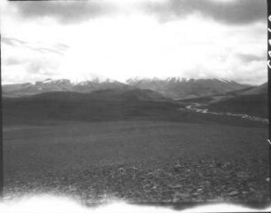 Indien. Kashmir. Ladakh. Karakorum. Aghil-Kette. Lamik-La (Pass 5490 m). Blick nach Nordost ins Thurtun-Kegin-Tal