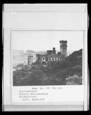Koblenz. Schloss Stolzenfels (1242/1259, 1689 Zerstörung, 1836/1842 Wiederaufbau; J. C. v. Lassaulx). Ansicht von Norden