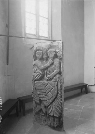 Doppelseitig bearbeiteter Grabstein des Grafen Burchard I. von Mansfeld — Rückseite