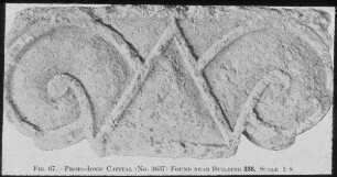 Tell el-mutesellim [Megiddo], Protojonisches Kapitell, Nähe Gebäude 338, Stratum IV, [später hinzugefügt:] (Zeit Ahabs!)