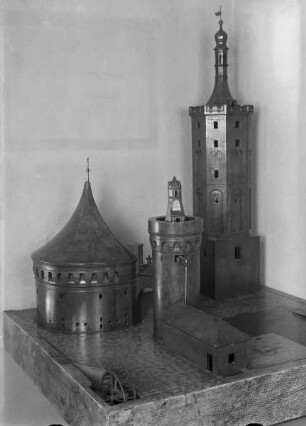 Guben, ehemaliges Kloster der Zisterzienserinnen, Modell des 1937 abgerissenen Klostertores