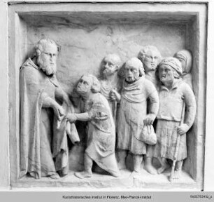 Rekonstruierter Sarkophag mit Reliefs zum Leben des Heiligen - Arca di San Ottaviano
