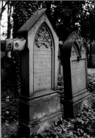 Grabstein 745