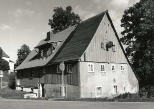 Schmölln-Putzkau, An der Wesenitz 1. Wohnhaus mit Scheunenanbau (1801/1850)