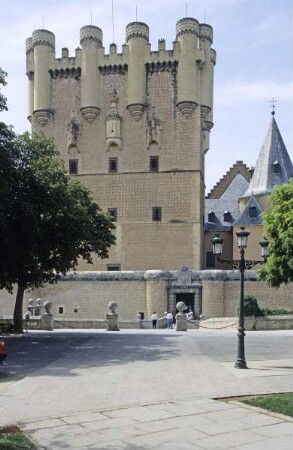 Alcázar — Turm des Juan II.