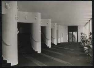 Stadthalle, Mülheim an der Ruhr Umbau: Seitliches Foyer / Parkettgeschoss (Ruhrseite)