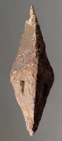 Gestempelter Barren doppelpyramidaler Form