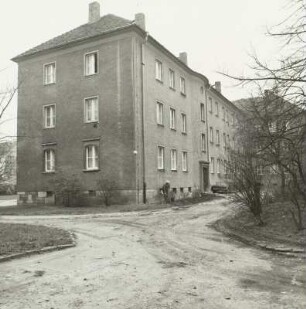Dresden-Südvorstadt, Kaitzer Straße 10 und 8. Wohnhaus (um 1950)
