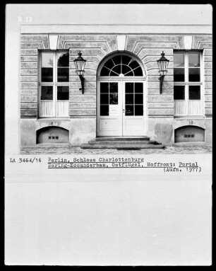 Hofportal des Ostflügels
