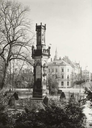 Freiberg, Schwedendenkmal : Freiberg. Petersstraße. Schwedendenkmal. Sandstein. nach Heuchler, Eduard