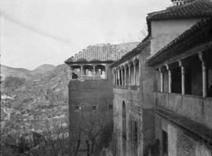 Alhambra — Festungsanlage — Torre del Peinador de la Reina