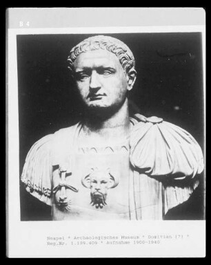 Büste des Kaisers Domitian