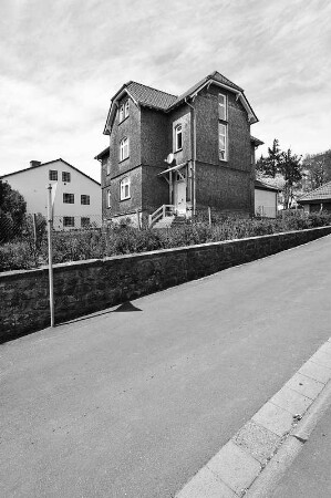 Pfarrhaus (Wohnhaus); Herbstein, Pfarrweg 1