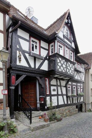 Wohnhaus; Kronberg, Pferdstraße 5