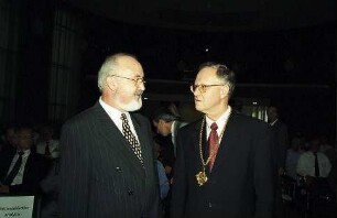 Freiburg im Breisgau: Prof. Dr. Albin Eser erhält die Universitäts-Medaille