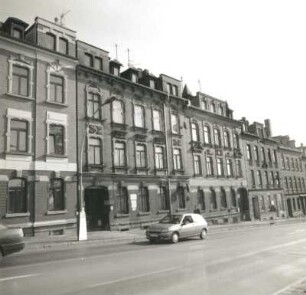 Reichenbach (Vogtland), Greizer Straße 12/10. Wohnhäuser (um 1900). Straßenasicht
