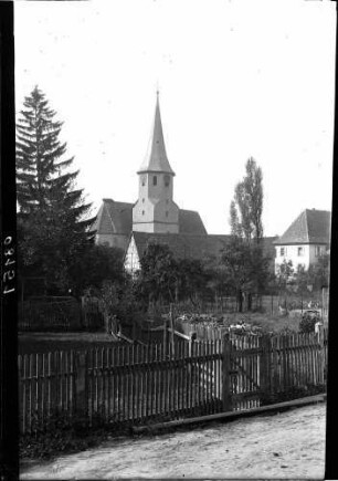 Kürnbach Liebfrauenkirche - Michaelskirche Ansicht mit Deutschordenshaus von Nordosten