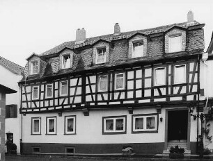 Wohnhaus, Fachwerk; Gelnhausen, Obermarkt 20