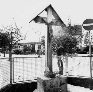 Wegekreuz; Ober-Mörlen, Haingraben