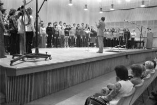 Süddeutscher Rundfunk Studio Karlsruhe. Zwischenrunde der Preisträger im Chorwettbewerb Baden-Württemberg "Jugend singt"