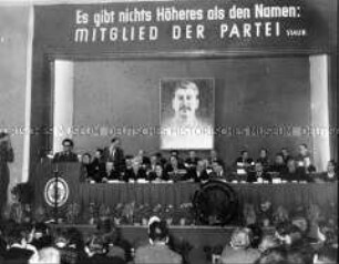 Das Präsidium der Landesdelegiertenkonferenz der SED