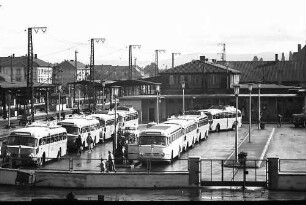 Freiburg: Omnibusbahnhof von der Haslacher Brücke