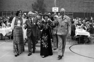 1978 Medizin 26. Juni bis 30. Juni; Studentenabend Gespräche mit Laureaten: Polonaise angeführt von Ehepaar Suiter und Gfl. Ehepaar Bernadotte