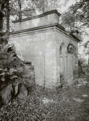 Mausoleum "Herders Ruhe"