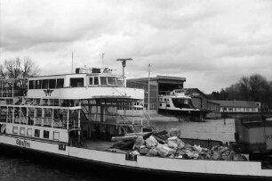Kressbronn: Stapellauf Fährschiff M.S. Friedrichshafen, ausgedient: Fährschiff "Schussen"