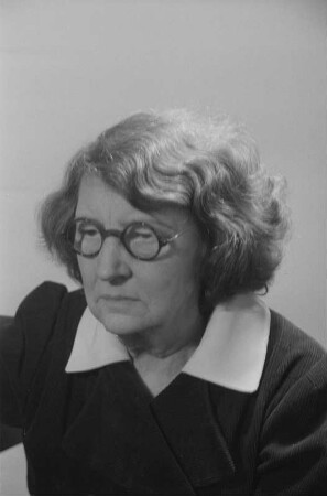 Porträt der Schriftstellerin Lu Märten : Porträt von Lu Märten