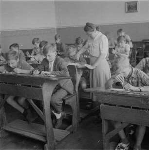 Berlin-Wilmersdorf. Schulklasse während des Mathematikunterrichts