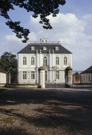 Jagdschloss Falkenlust
