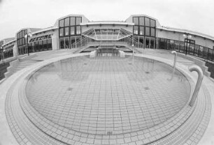 Sport- und Schwimmclub SSC Waldstadt. Einweihung des neuen Hallenbads (Fächerbad) im künftigen Traugott-Bender-Sportpark